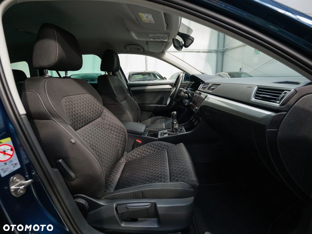 Skoda Superb 2.0 TDI SCR Ambition - 24