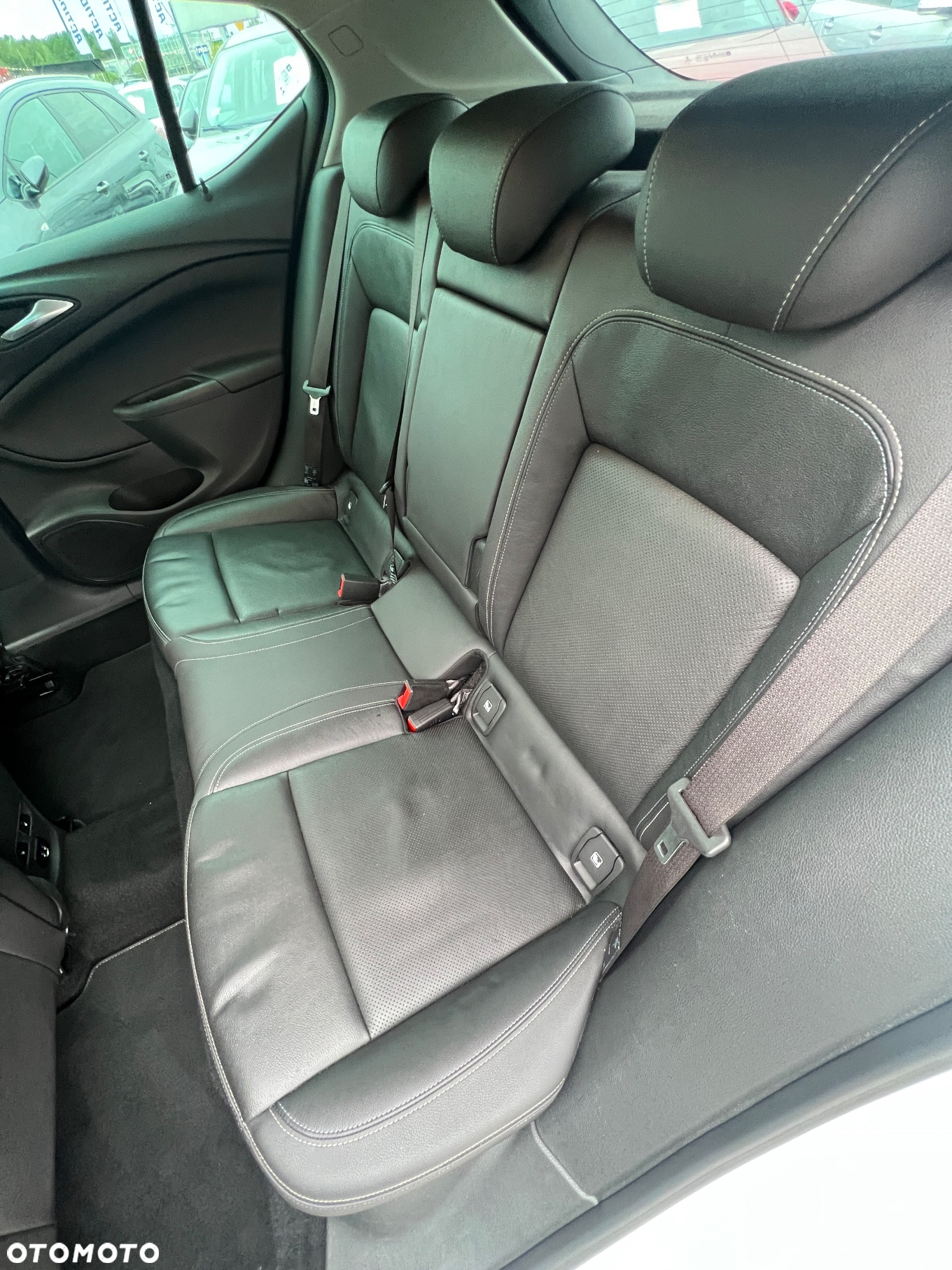 Opel Astra V 1.6 T GPF Dynamic S&S - 31