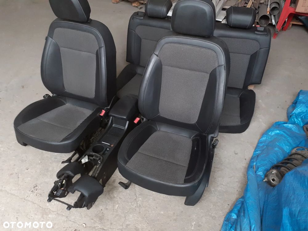12142 Fotele kanapa półskóra Opel Astra J HB 5 drzwi Europa - 2