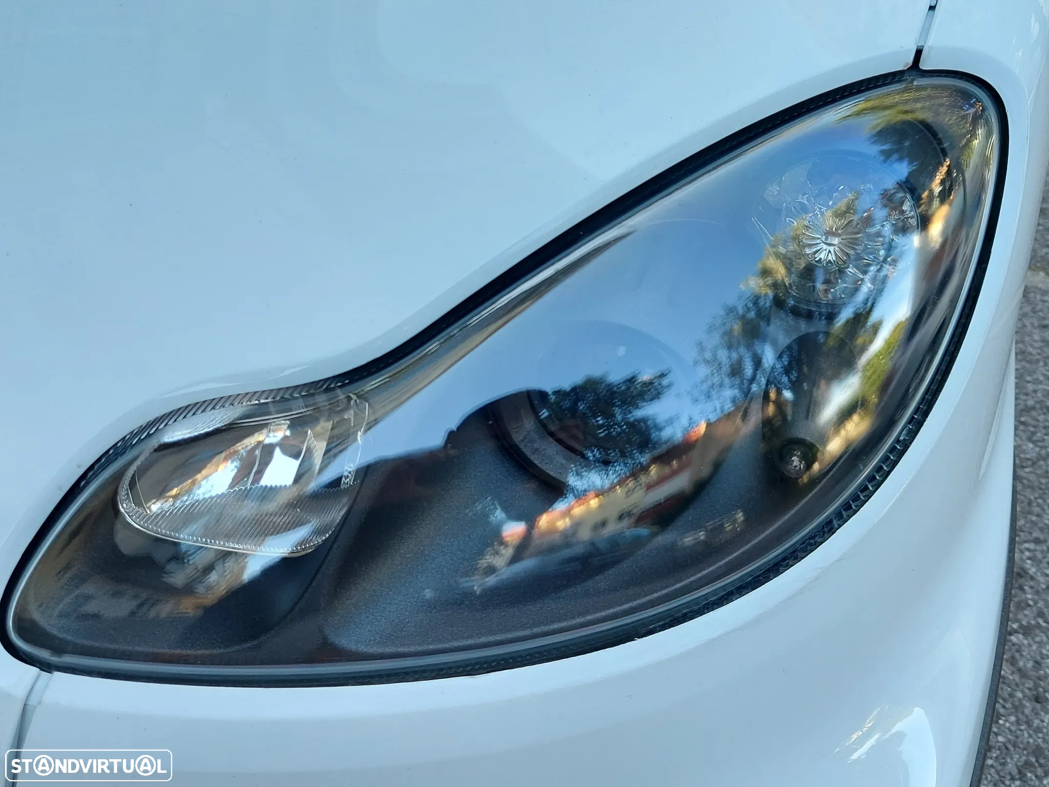 Smart ForTwo Coupé cdi softouch black&white limited dpf - 3