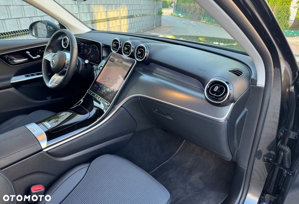 Mercedes-Benz GLC 220 d 4Matic 9G-TRONIC - 9