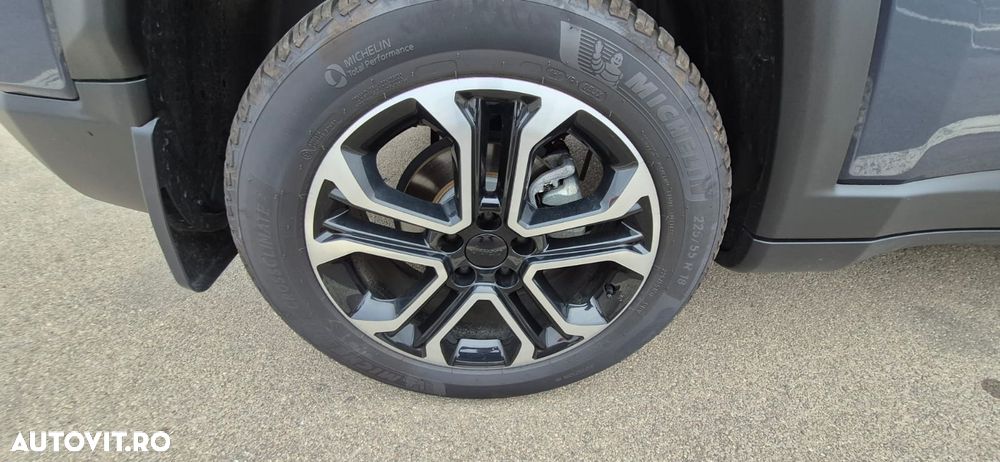 Jeep Compass - 22