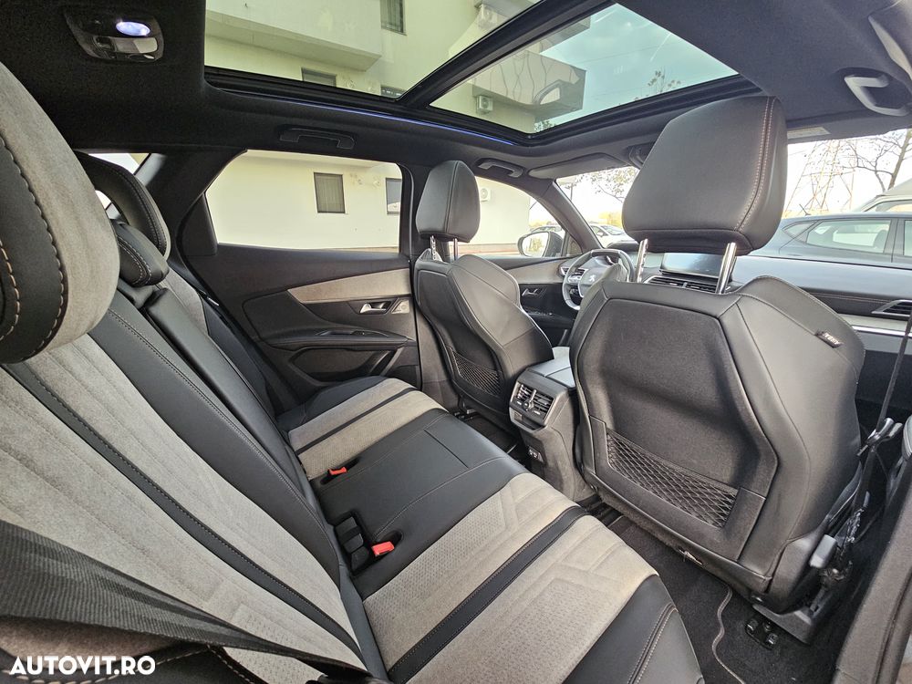 Peugeot 3008 PHEV 300 EAT8 4X4 GT - 11