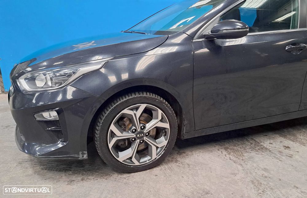 Kia Ceed SW 1.6 CRDi TX - 21