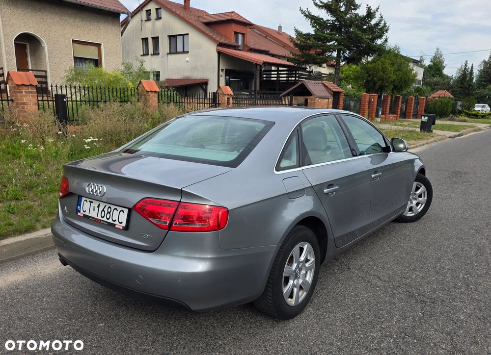 Audi A4 Limousine - 6