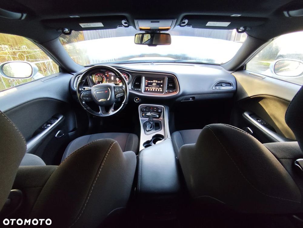 Dodge Challenger 5.7 R/T - 3