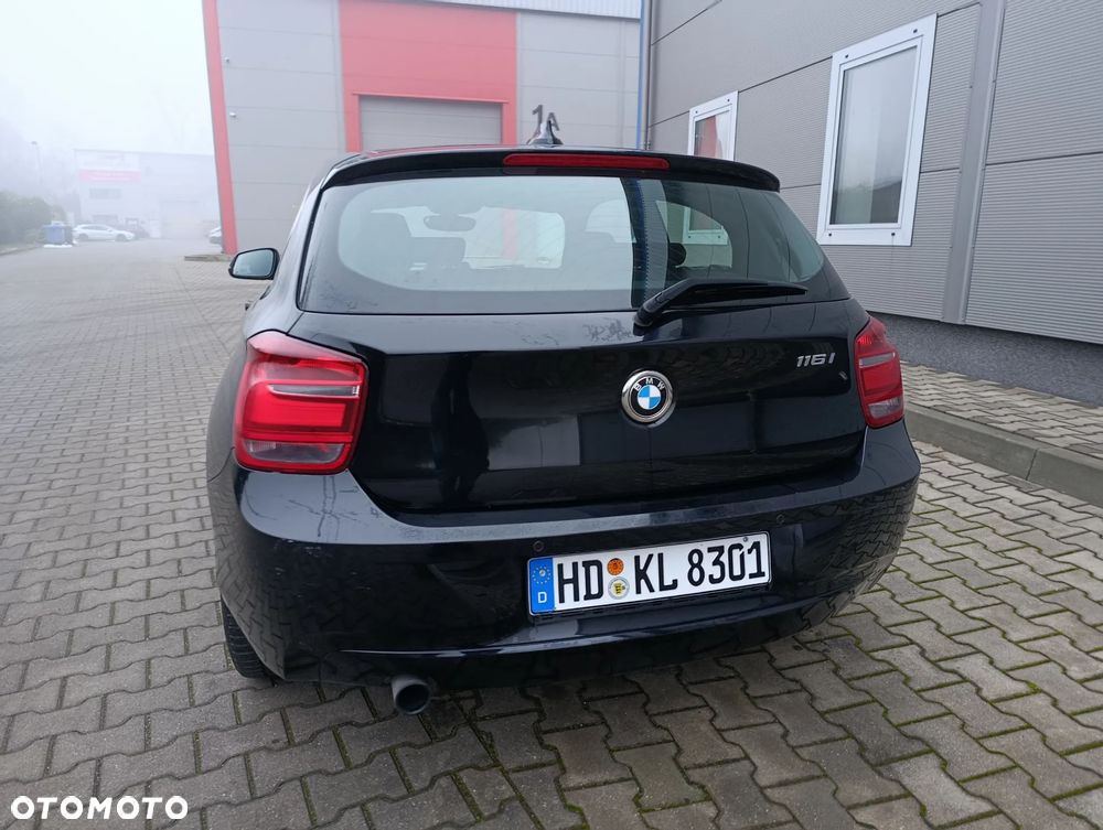 BMW Seria 1 118i Sport Line - 13