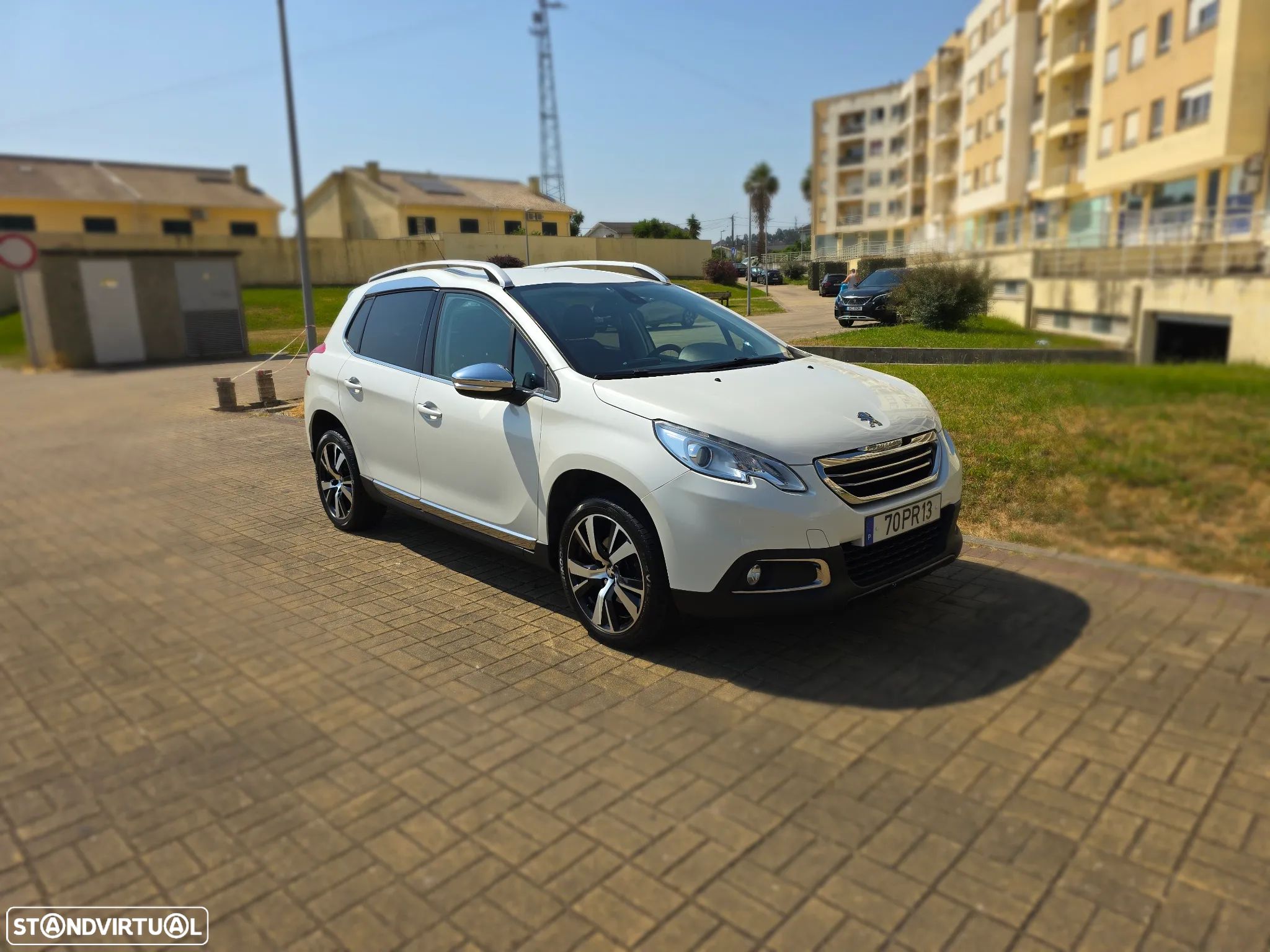 Peugeot 2008 1.6 BlueHDi Allure - 1