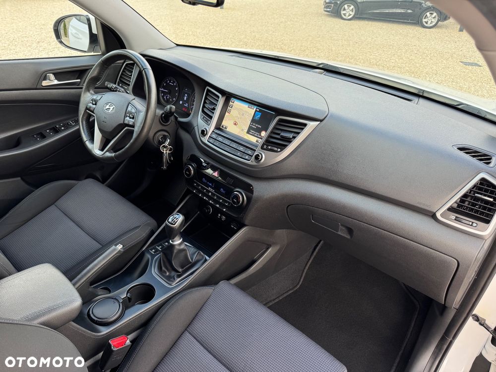 Hyundai Tucson 1.6 GDi 2WD Advantage - 32