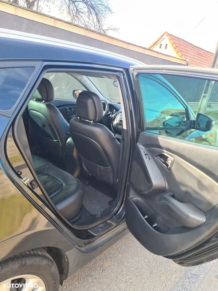 Hyundai ix35 2.0 CRDI 4WD Comfort - 28