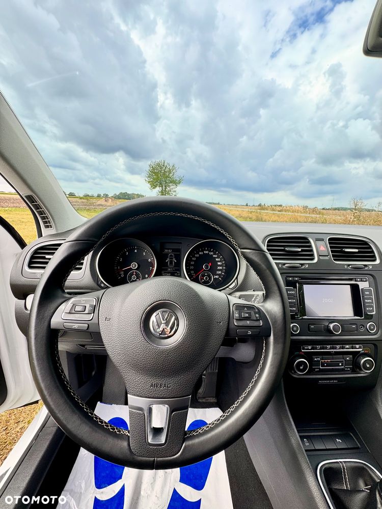 Volkswagen Golf - 17
