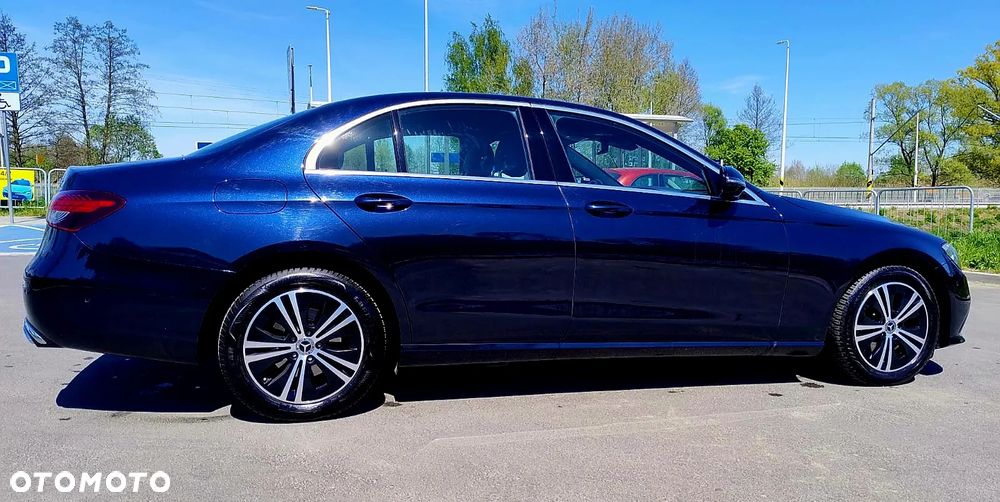Mercedes-Benz Klasa E 220 d 4-Matic Avantgarde - 6