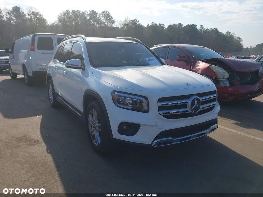 Mercedes-Benz GLB 250 8G-DCT Progressive - 1