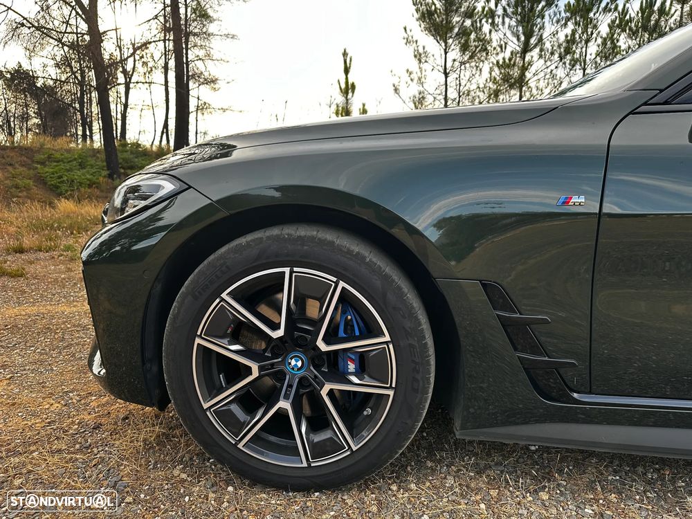 BMW i4 - 11