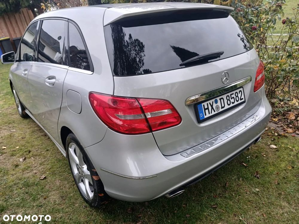 Mercedes-Benz Klasa B 200 CDI (BlueEFFICIENCY) - 24