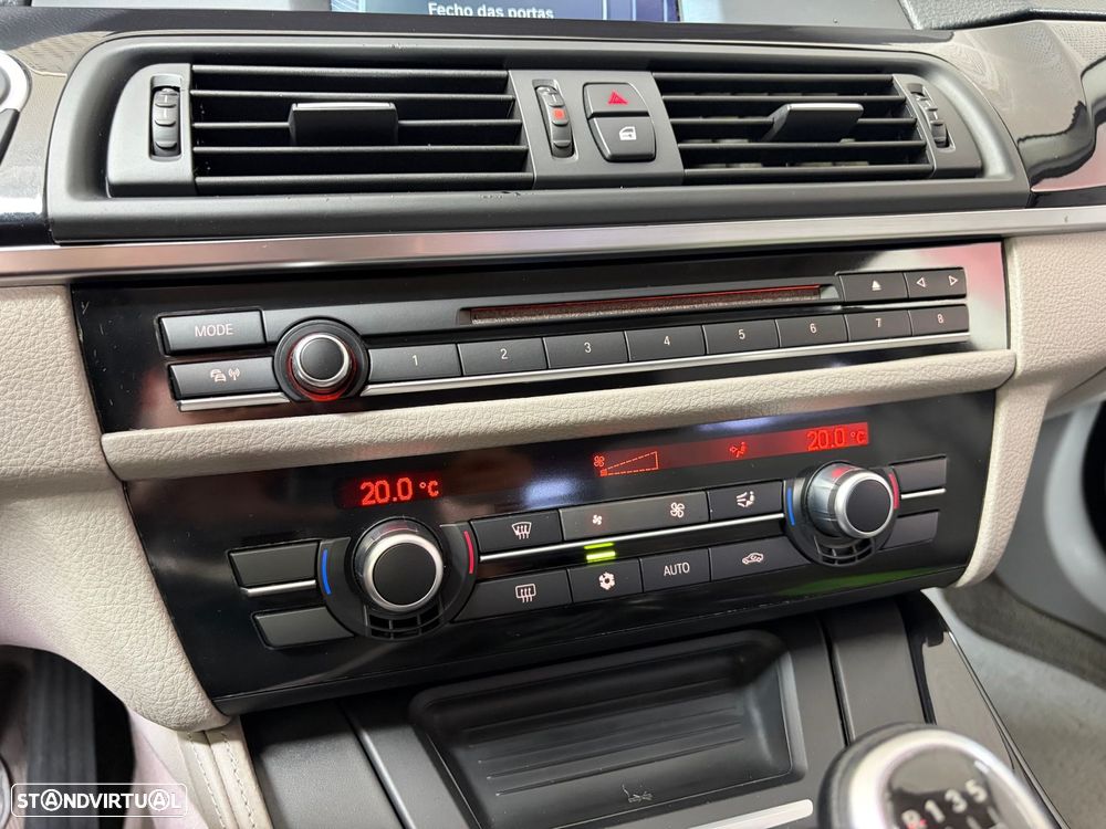 BMW 520 d Line Luxury - 32
