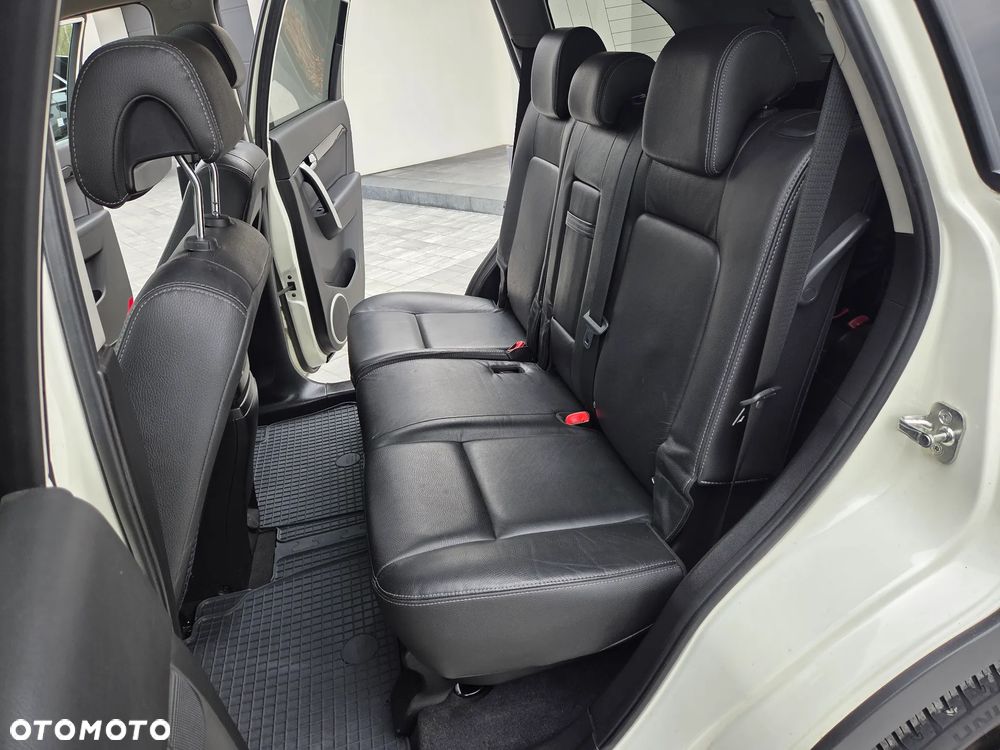 Chevrolet Captiva 2.2 D LTZ - 25