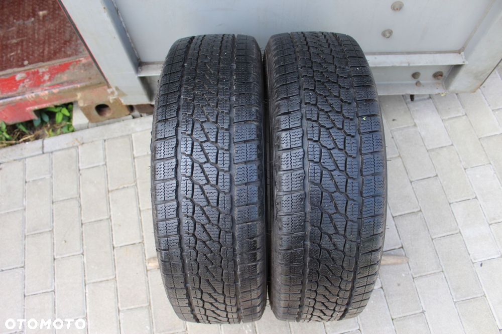 2x 215/65r16c firestone vanhawk 2 winter 109/107t 23r 9mm - 1