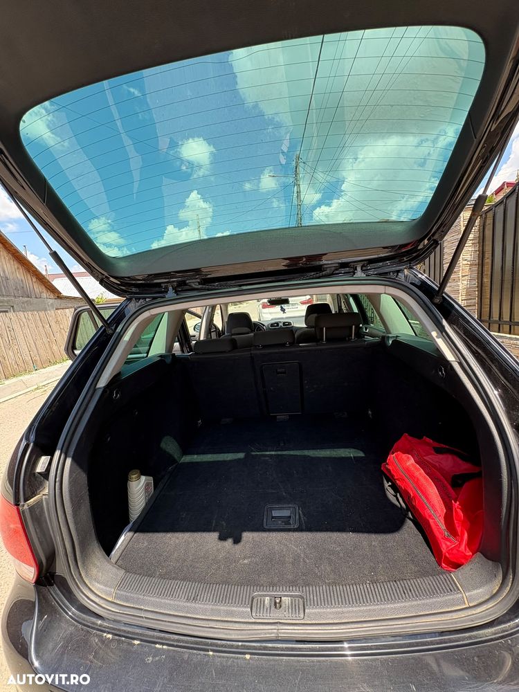Volkswagen Golf 1.4 TSI Highline DSG - 9