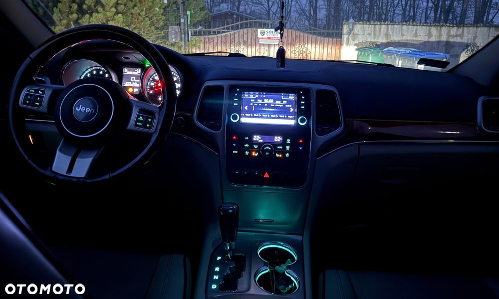 Jeep Grand Cherokee 5.7 V8 HEMI 4WD Automatik Overland - 8