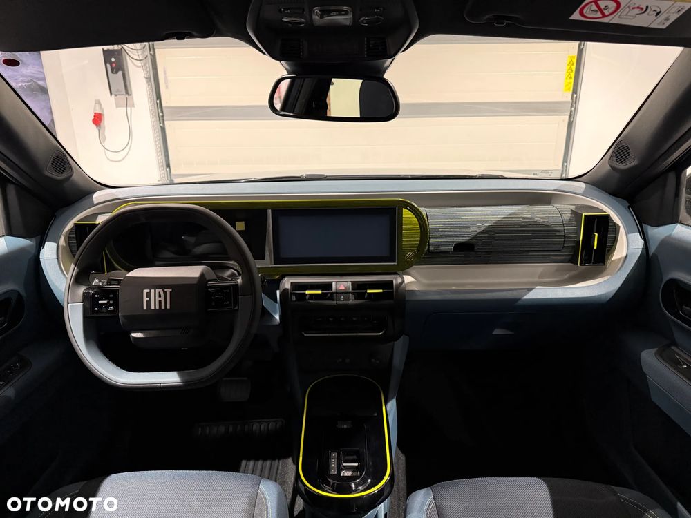 Fiat Grande Panda 1.2 mHEV La Prima eDCT - 23