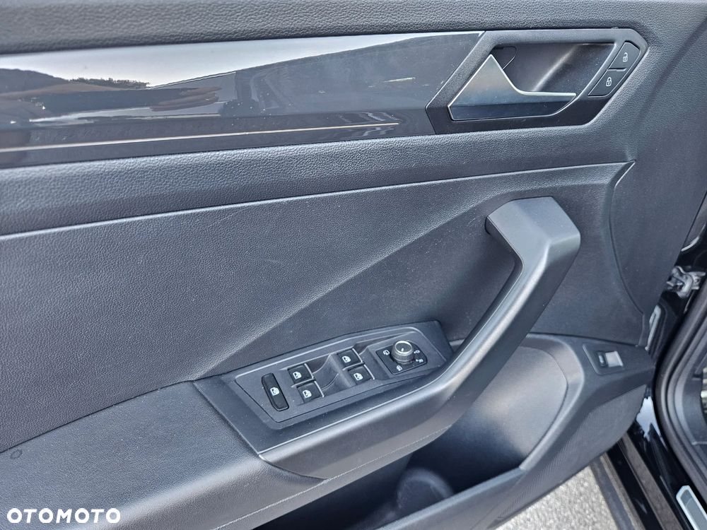Volkswagen T-Roc 1.5 TSI OPF DSG R-Line - 20