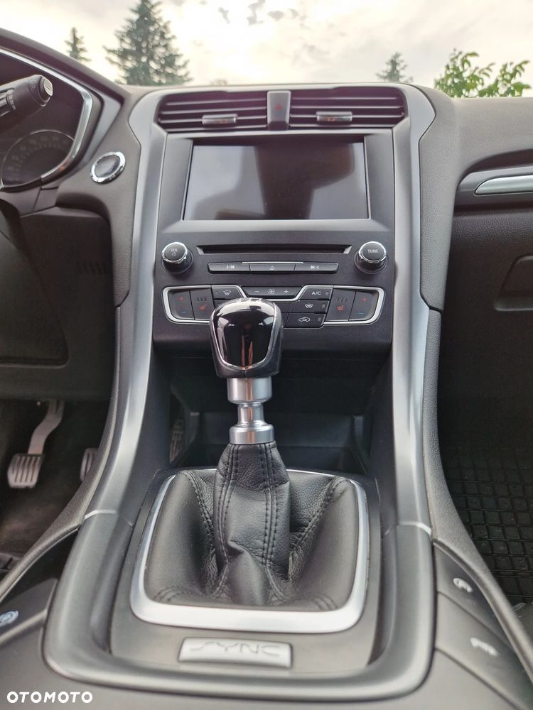 Ford Mondeo 1.5 EcoBoost Titanium - 23