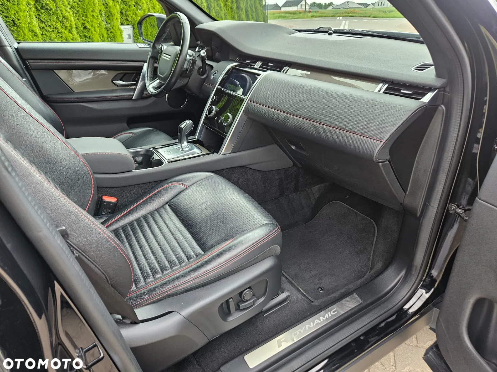 Land Rover Discovery Sport 2.0 Si4 Pure - 11