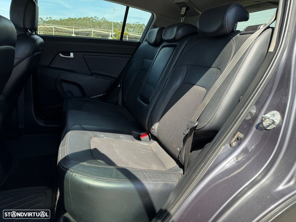Kia Sportage 1.7 CRDI ISG TX - 8