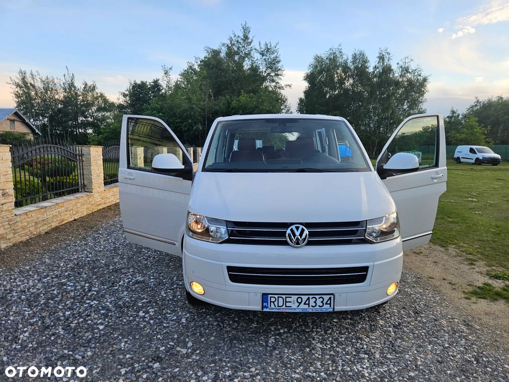 Volkswagen Multivan - 10