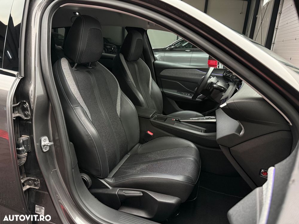 Peugeot 308 BlueHDi 130 EAT8 Allure - 25