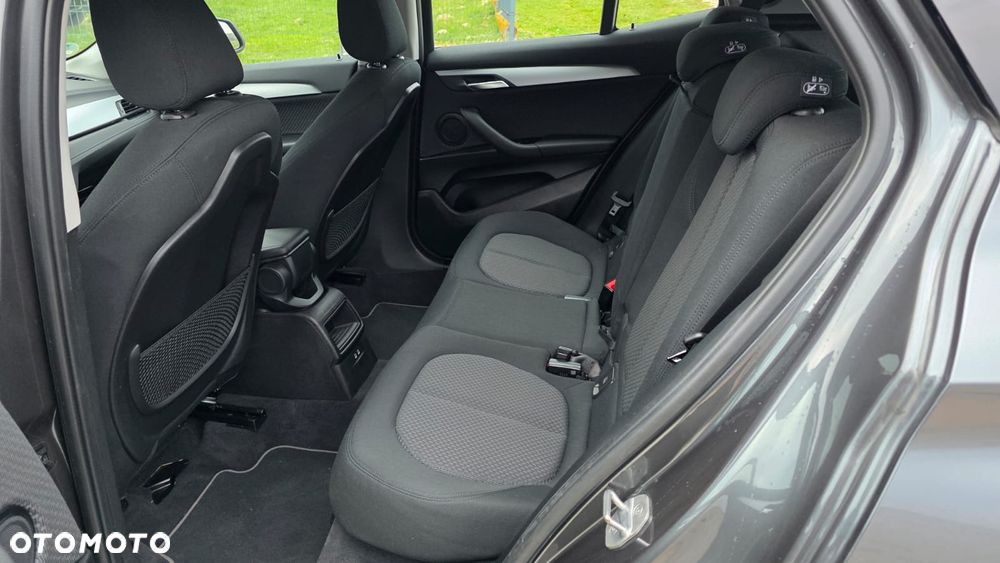 BMW X2 sDrive18i Advantage - 16