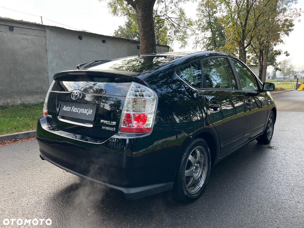 Toyota Prius 1.5 VVT-i Sol (nav) - 4
