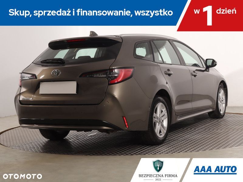 Toyota Corolla - 7