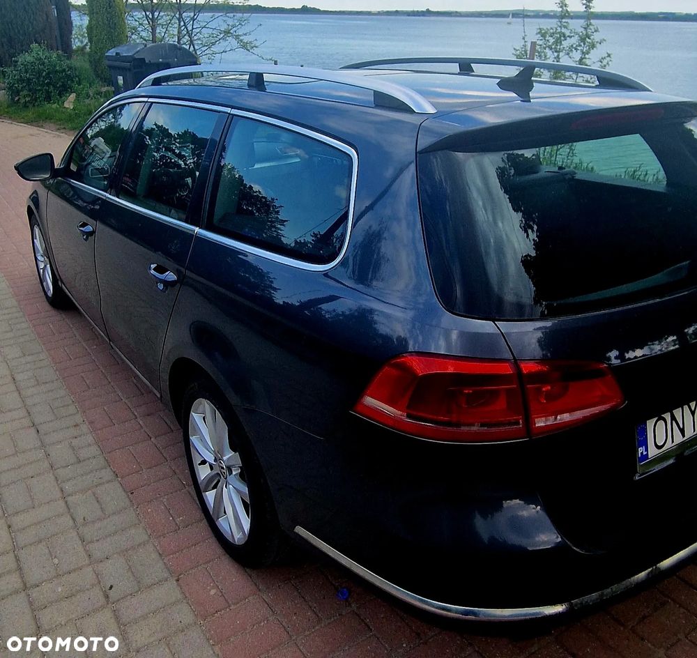 Volkswagen Passat 2.0 TDI Highline DSG - 9