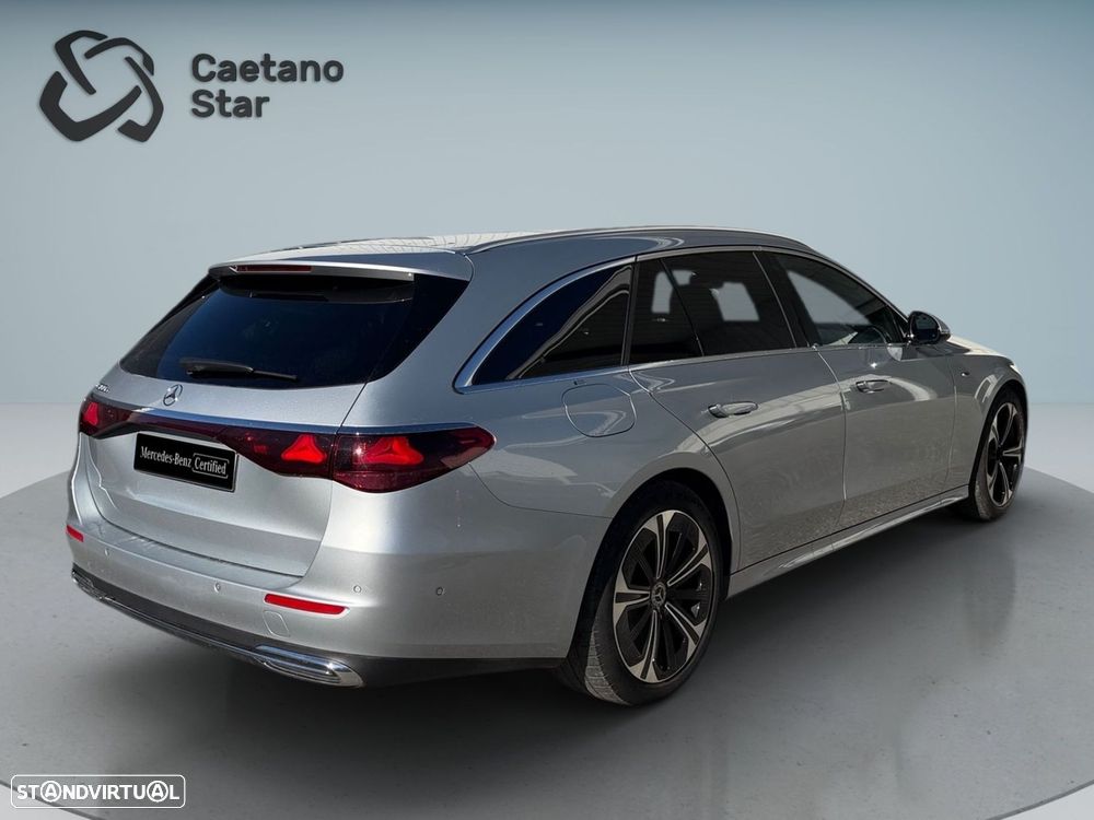 Mercedes-Benz E 300 - 6