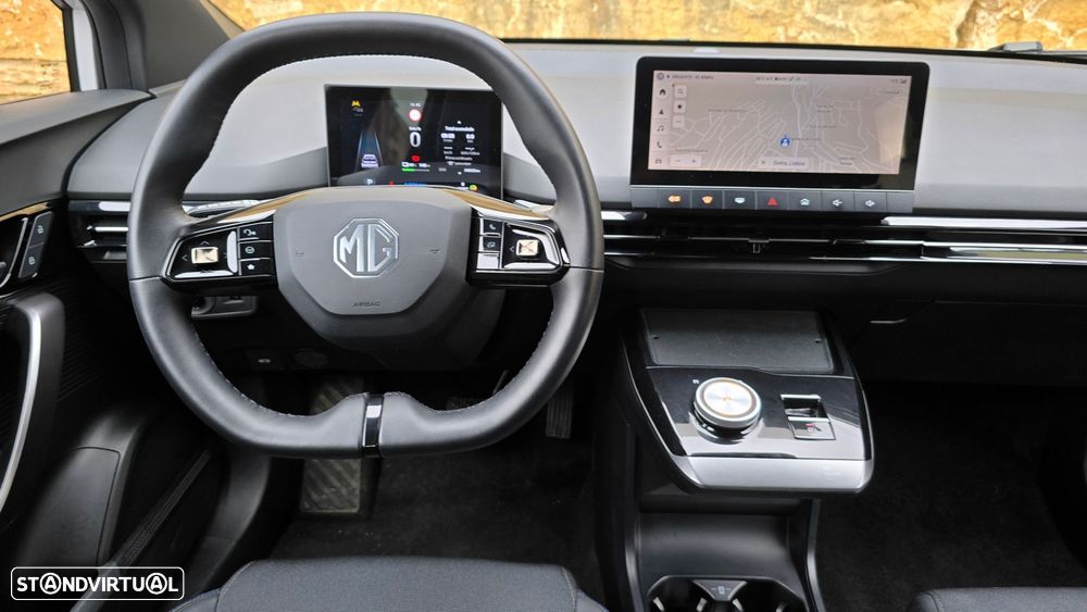 MG MG4 64 kWh Luxury - 13