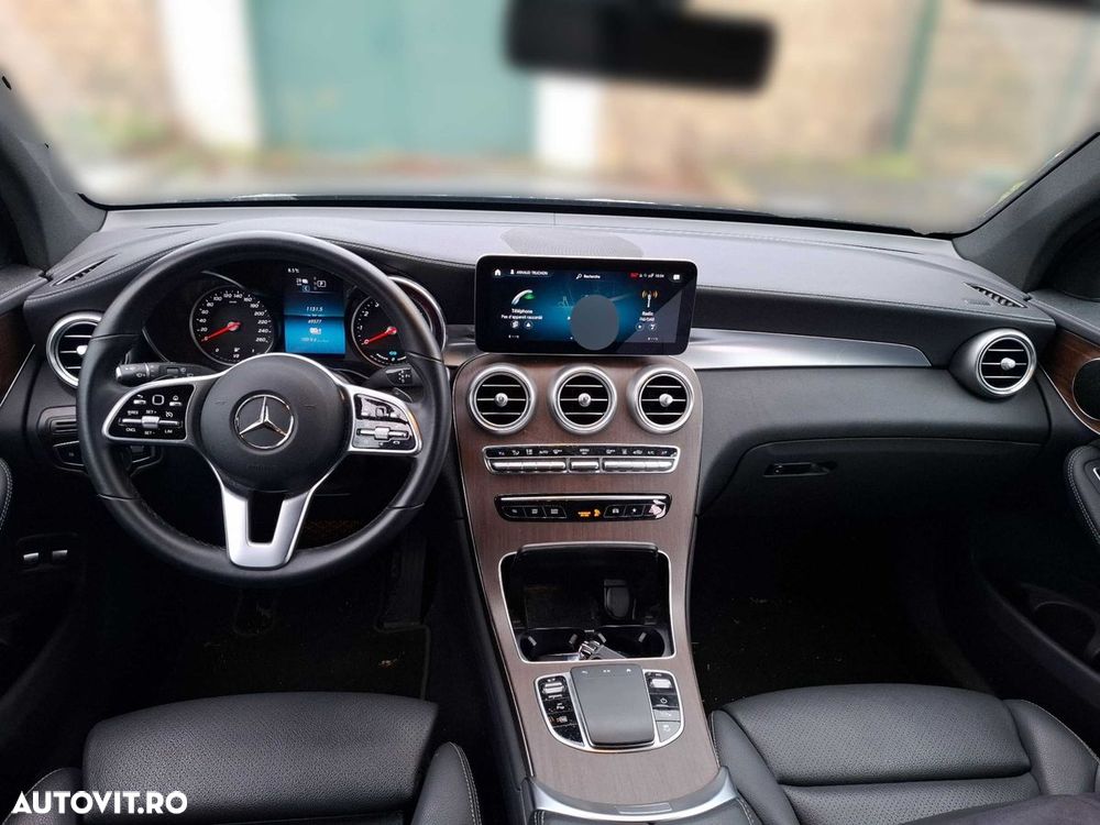 Mercedes-Benz GLC 300 e 4MATIC - 3
