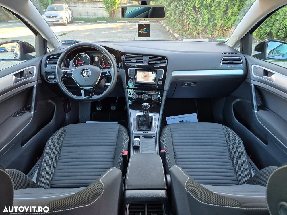 Volkswagen Golf 1.6 TDI BlueMotion Technology Cup - 6
