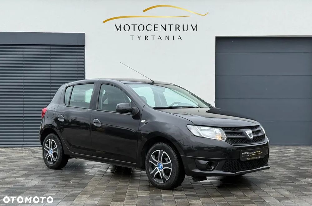 Dacia Sandero 1.2 16V 75 Essentiel - 1