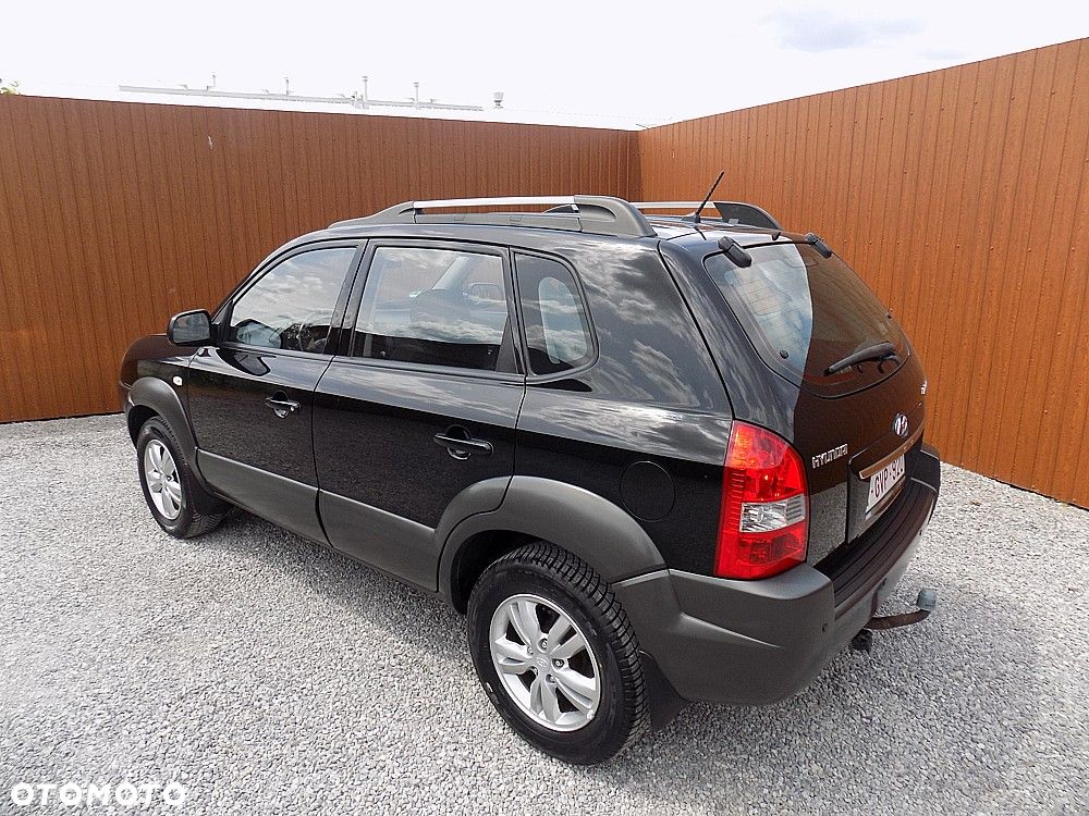 Hyundai Tucson 2.0 2WD GLS - 3