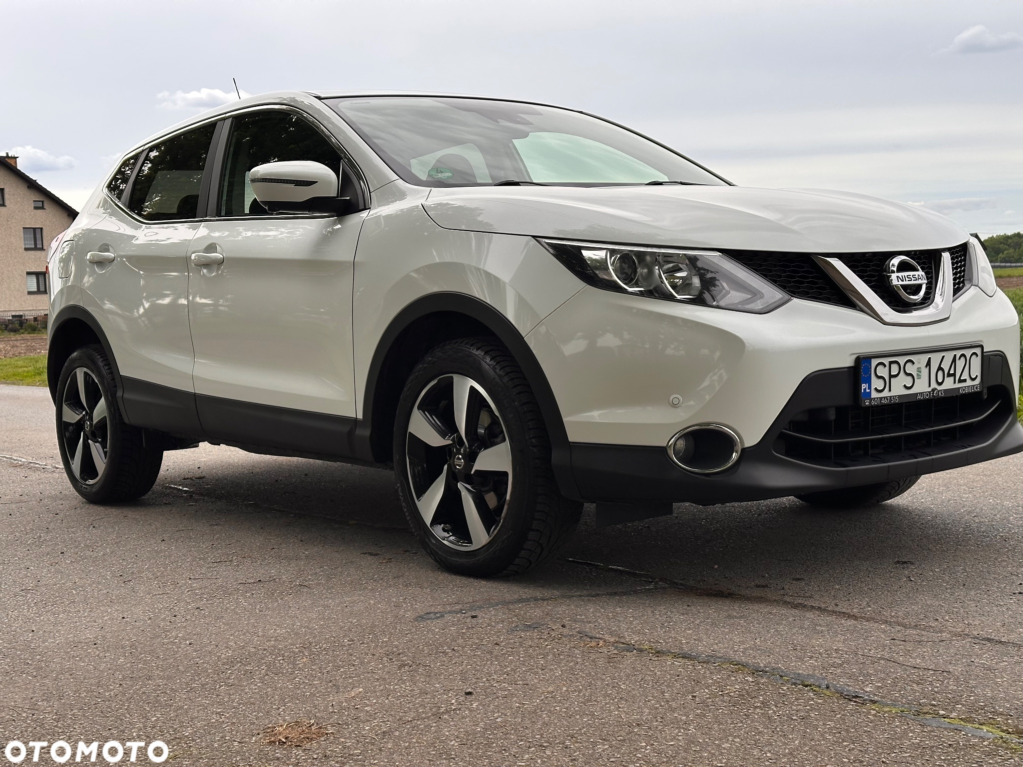 Nissan Qashqai 1.6 DIG-T N-Connecta - 3