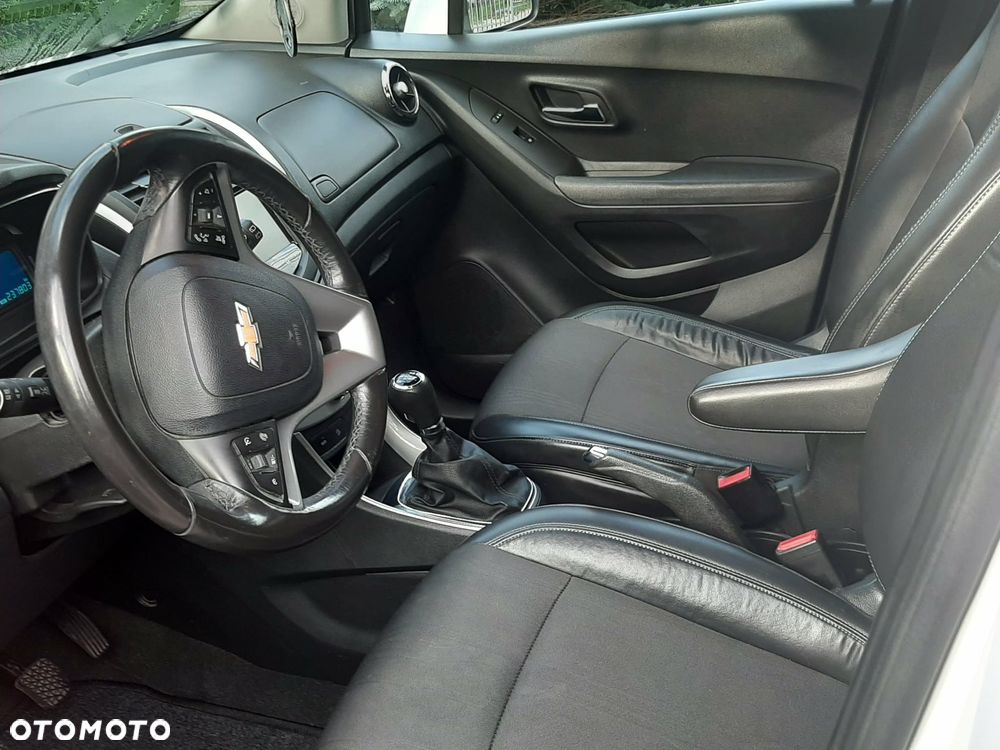 Chevrolet Trax 1.6 LS - 4