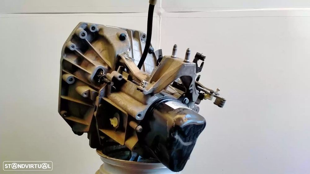 CAIXA VELOCIDADES DACIA SANDERO II 2019 - 6