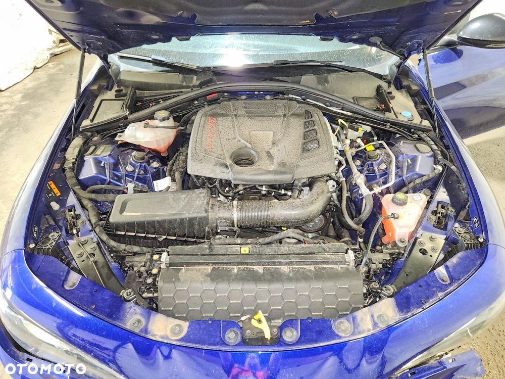 Alfa Romeo Giulia 2.0 Turbo 16V AT8 Veloce - 13