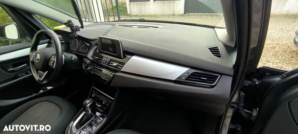 BMW Seria 2 218d Aut. - 14