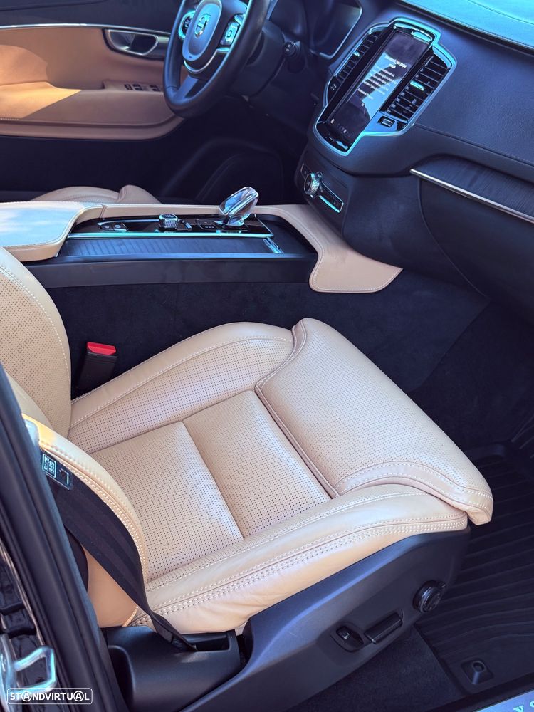 Volvo XC 90 D5 AWD Geartronic RDesign - 11