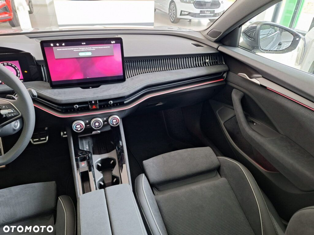 Skoda Superb 2.0 TSI Sportline DSG - 21