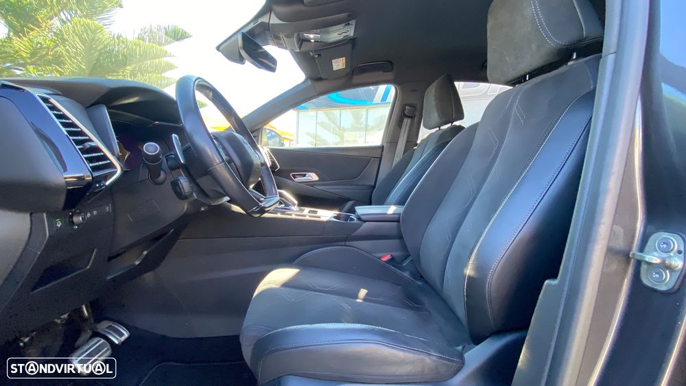 DS DS7 Crossback E-Tense Performance Line EAT8 - 20