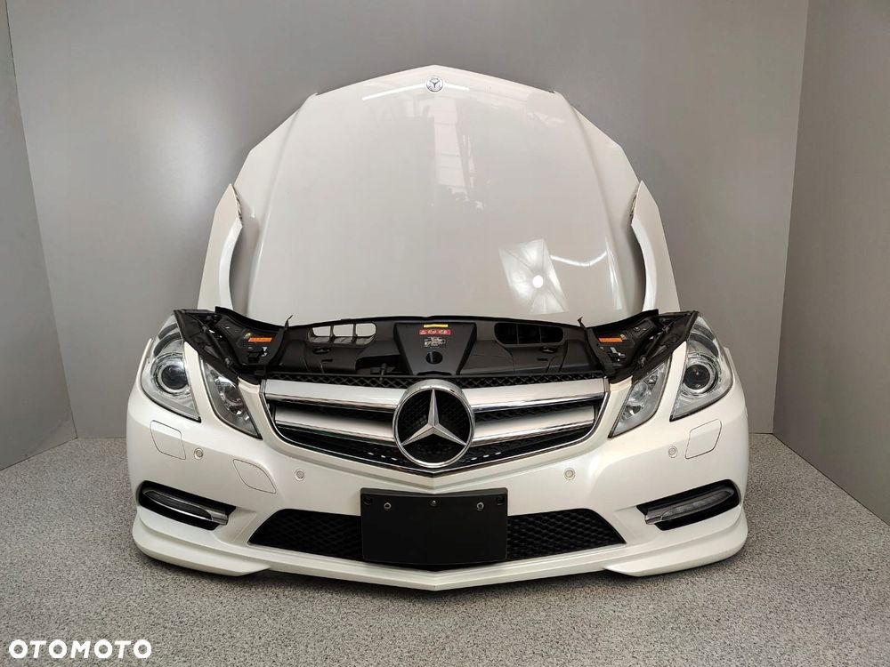 MERCEDES W207 AMG ZDERZAK WZMOCNIENIE CHŁODNICE LAMPY 650 - 1